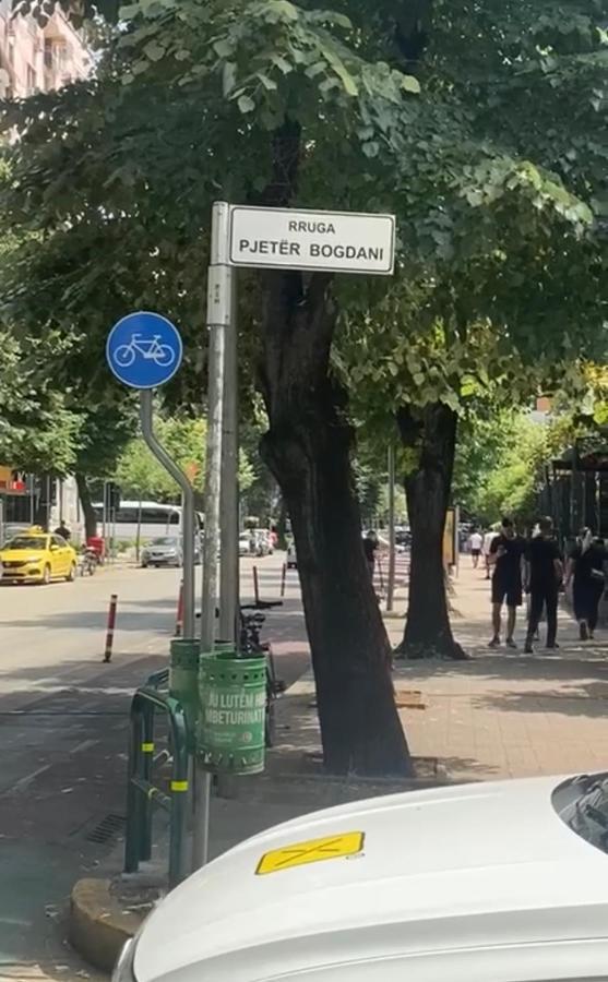 Noela'S Place Тирана Екстер'єр фото