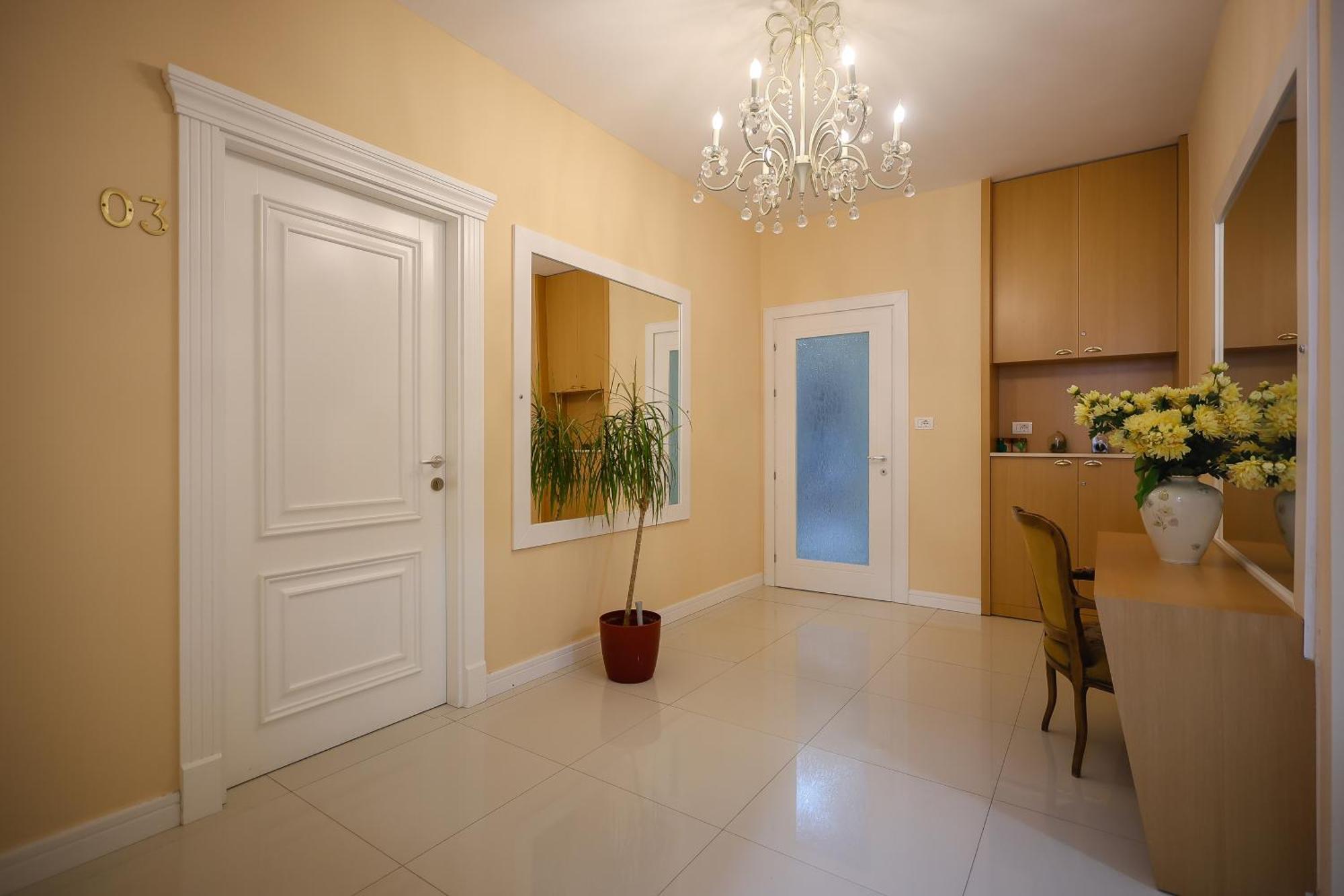 Noela'S Place Тирана Екстер'єр фото